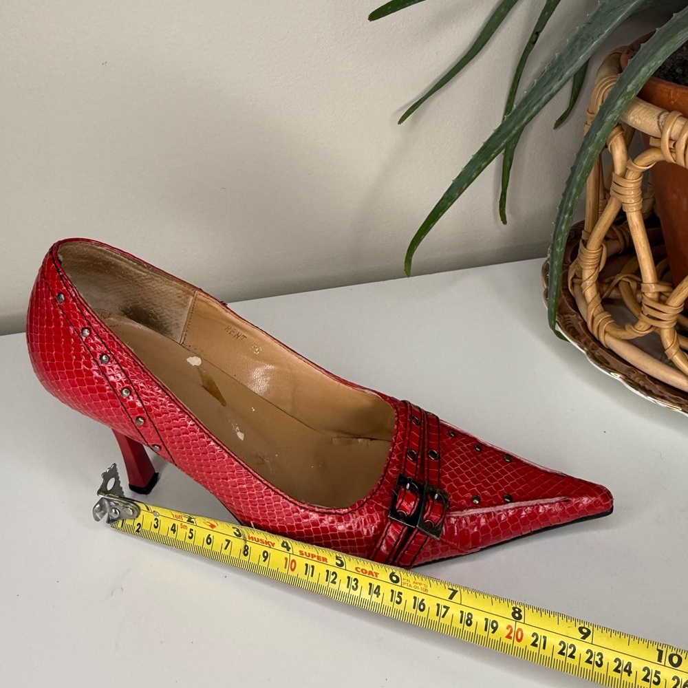 Y2K Red Snakeskin Pointed Toe Heels | Double Buckle Rivet Detail | Size 9B - Picture 10 of 14
